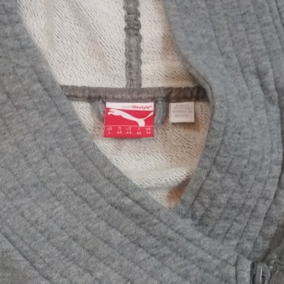 Puma Womens warm up jacket - Picture 2 of 3